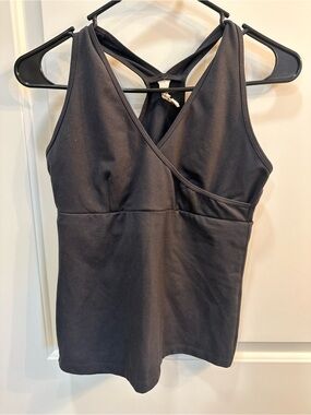 Women's Black Crisscross Tank Top